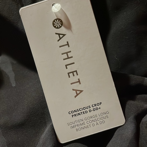 Athleta Concious Crop Sports Bra, Black Camo, size S (D-DD cups) NWT - Picture 6 of 6